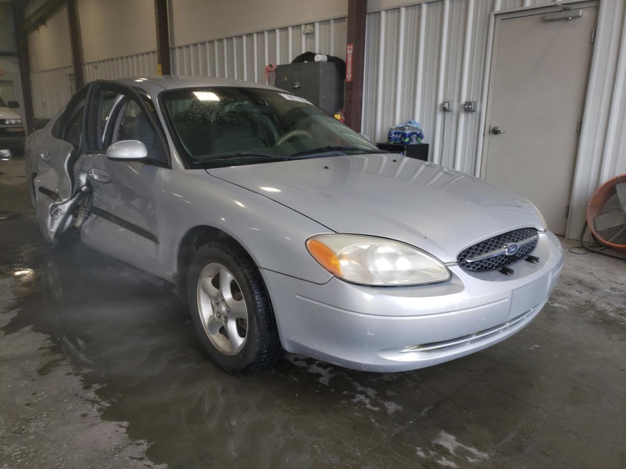 FORD TAURUS SE 2001 with VIN 1FAFP53U61A155395 - Photo from auction