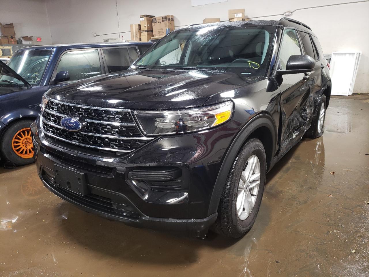 Photo 2 from auction – 2021 FORD EXPLORER X with VIN 1FMSK8DH9MGB77348