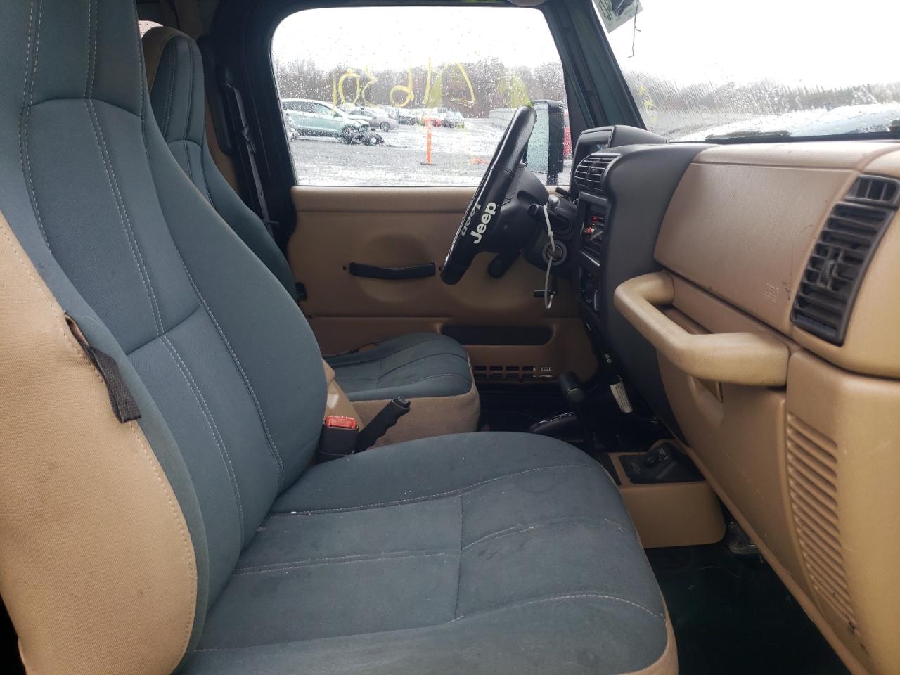 Photo 5 from auction – 2001 JEEP WRANGLER / with VIN 1J4FA59S31P320716