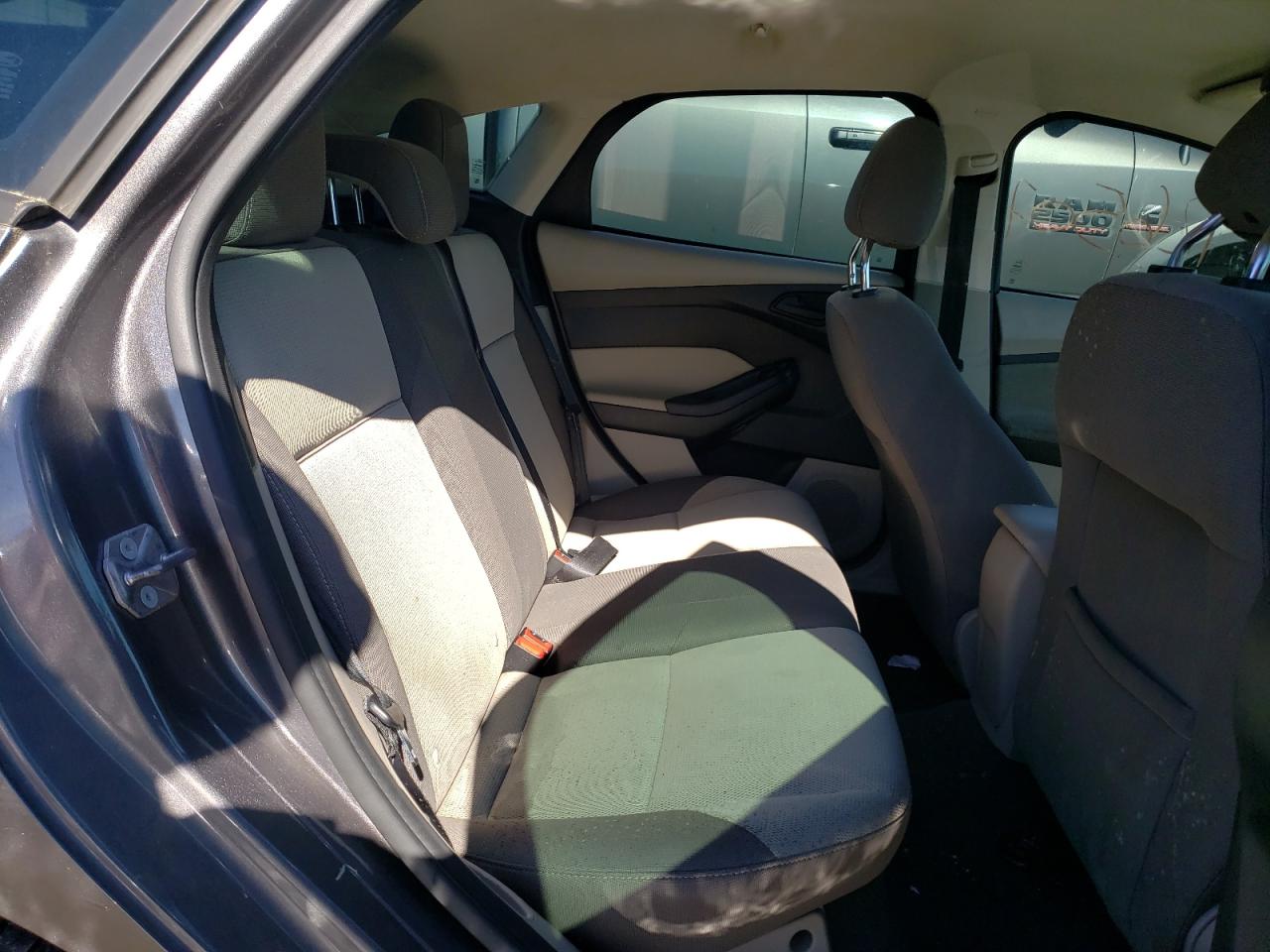 Photo 6 from auction – 2012 FORD FOCUS SE with VIN 1FAHP3K20CL141903