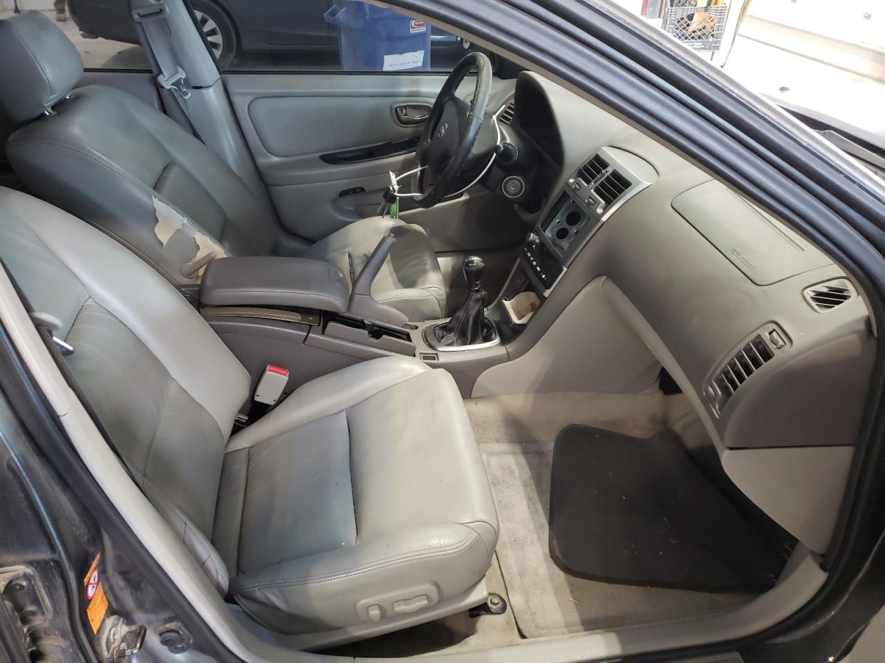 Photo 5 from auction – 2003 NISSAN MAXIMA GLE with VIN JN1DA31A83T439511