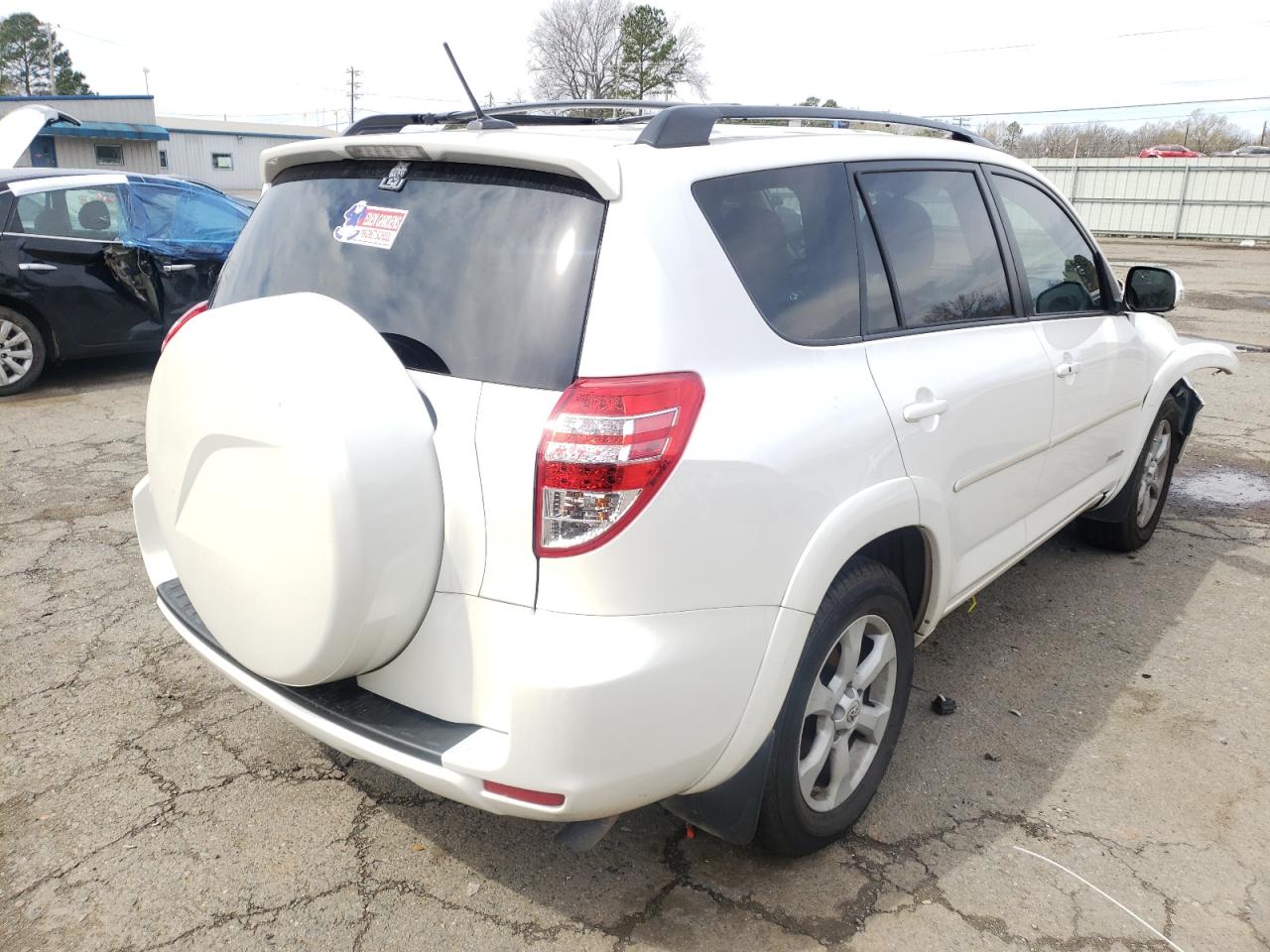 Photo 4 from auction – 2012 TOYOTA RAV4 LIMIT with VIN 2T3YF4DV2CW133681