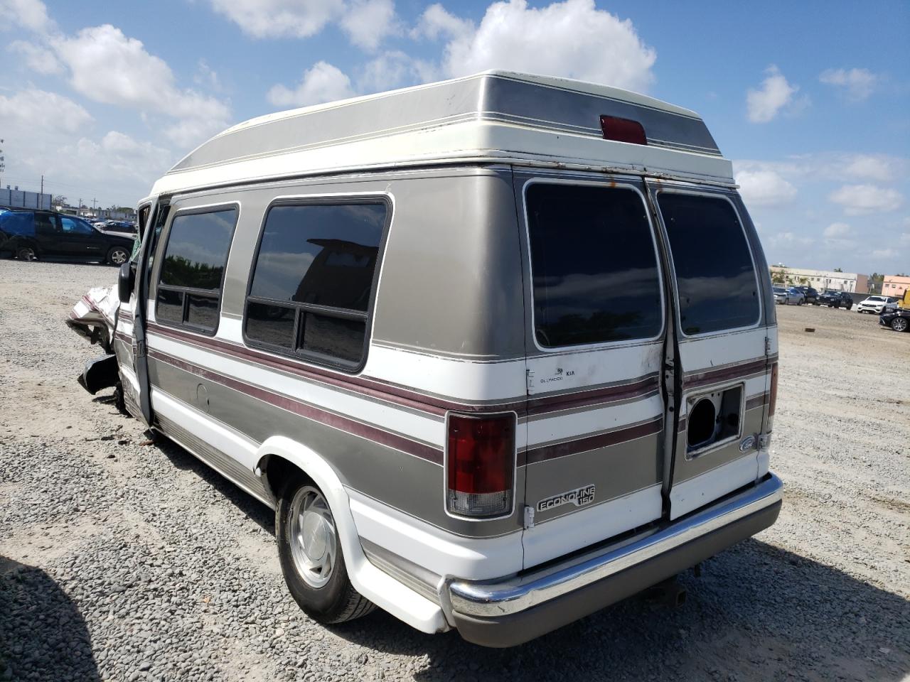 Photo 3 from auction – 1996 FORD ECONOLINE with VIN 1FDEE14H4THB45864