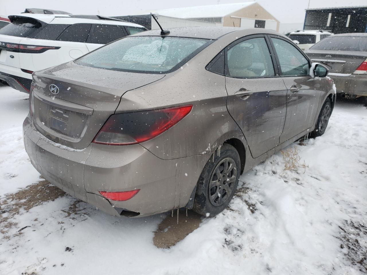 Photo 4 from auction – 2013 HYUNDAI ACCENT GLS with VIN KMHCT4AE5DU424001