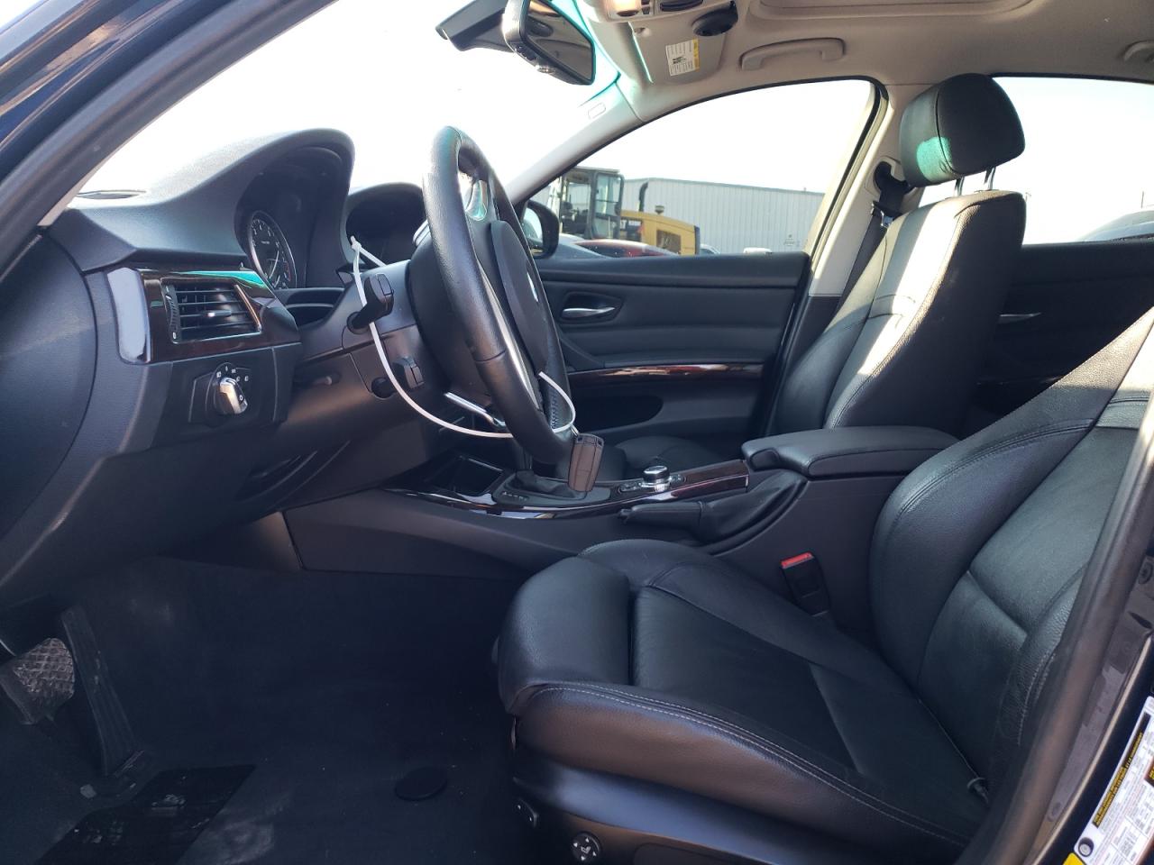 Photo 5 from auction – 2011 BMW 335 XI with VIN WBAPL5C59BA920584