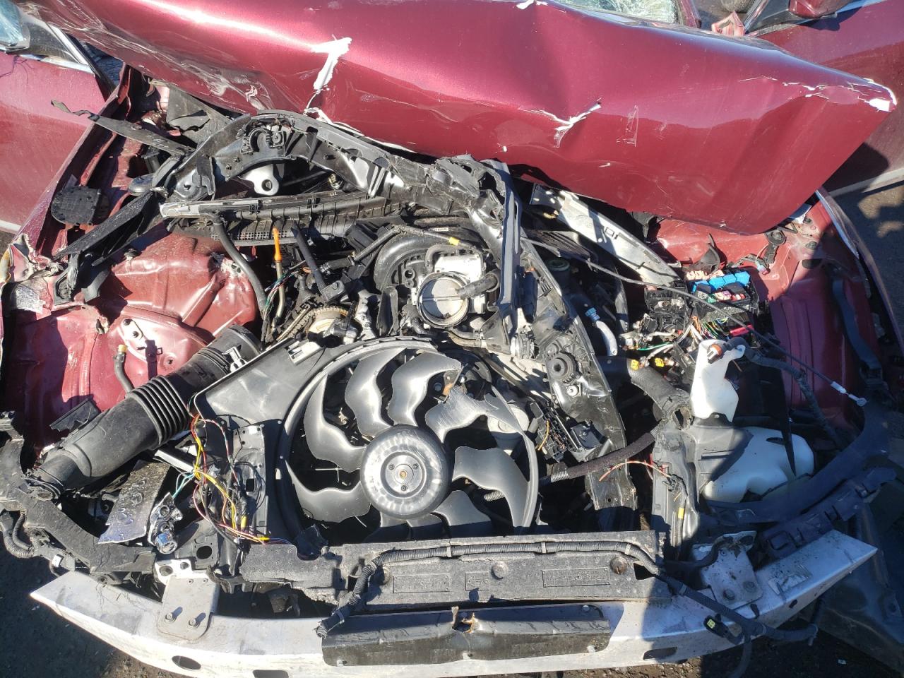 Photo 7 from auction – 2010 HYUNDAI GENESIS 4. with VIN KMHGC4DF8AU072467