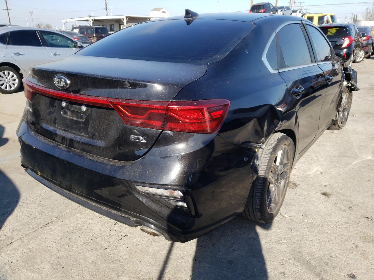 Photo 4 from auction – 2019 KIA FORTE EX with VIN 3KPF54AD0KE094492