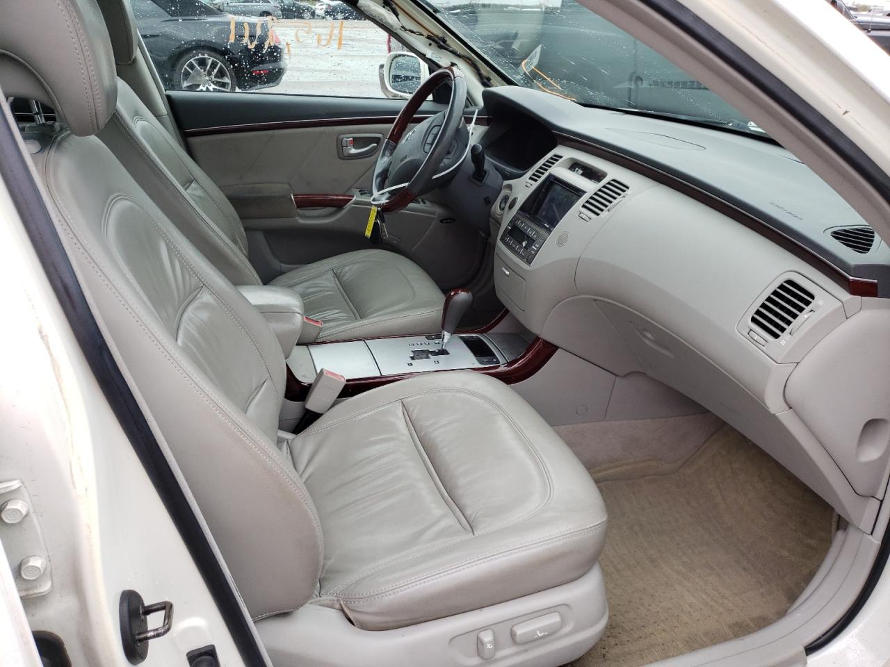 Photo 5 from auction – 2006 HYUNDAI AZERA SE with VIN KMHFC46F26A047484