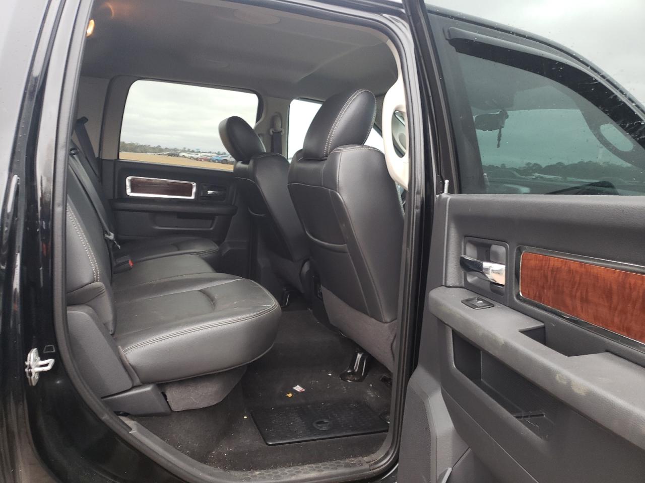Photo 6 from auction – 2012 DODGE RAM 3500 L with VIN 3C63DRJL3CG143756