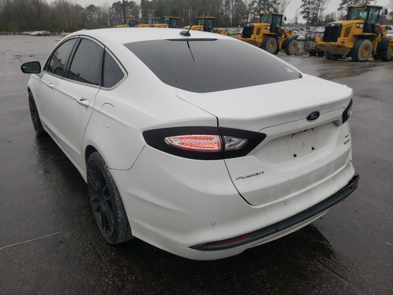 Zdjęcie 3 z aukcji – 2015 FORD FUSION z VIN 3FA6P0HD5FR219547