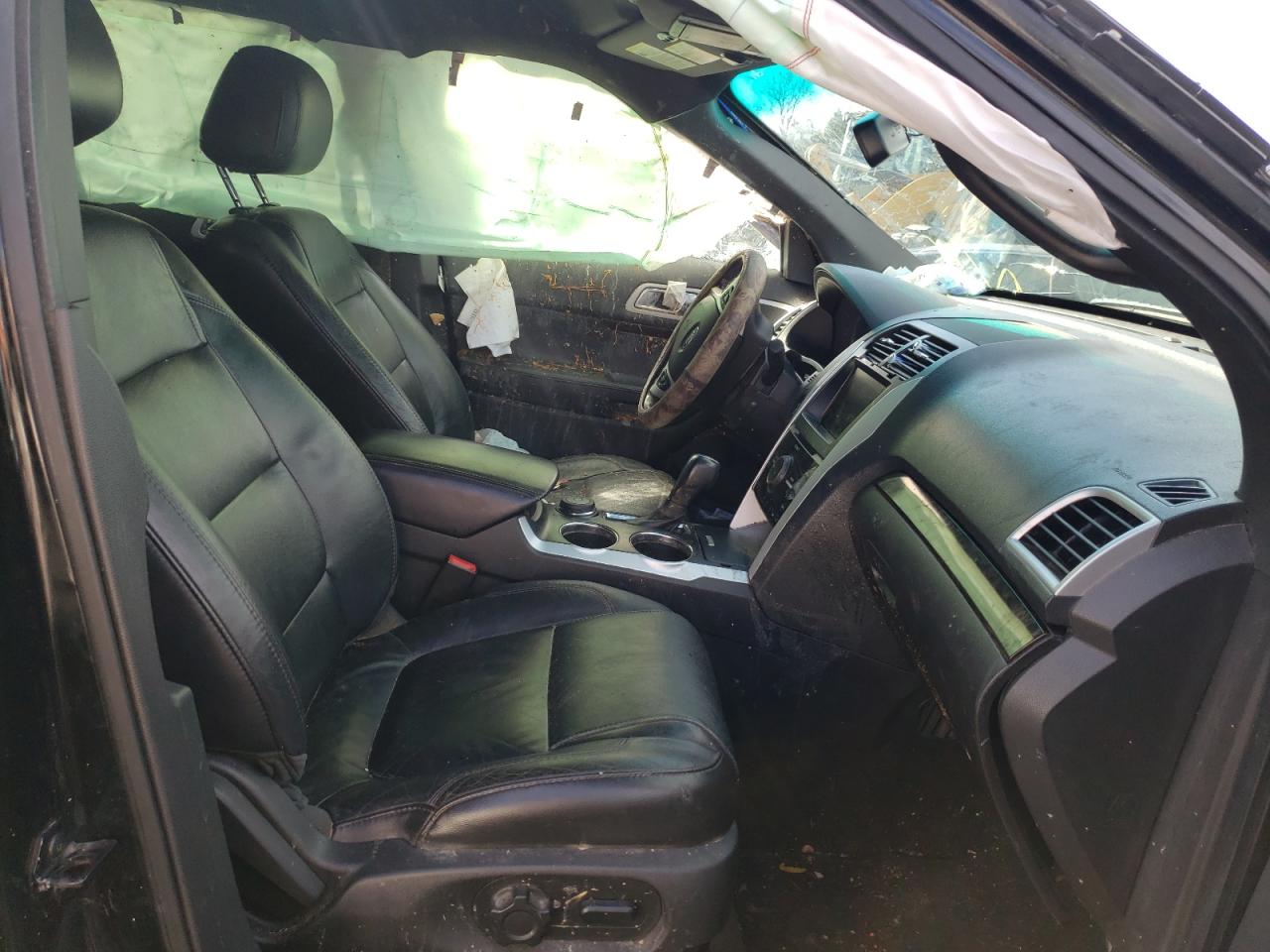 Photo 5 from auction – 2013 FORD EXPLORER L with VIN 1FM5K8F87DGC45740