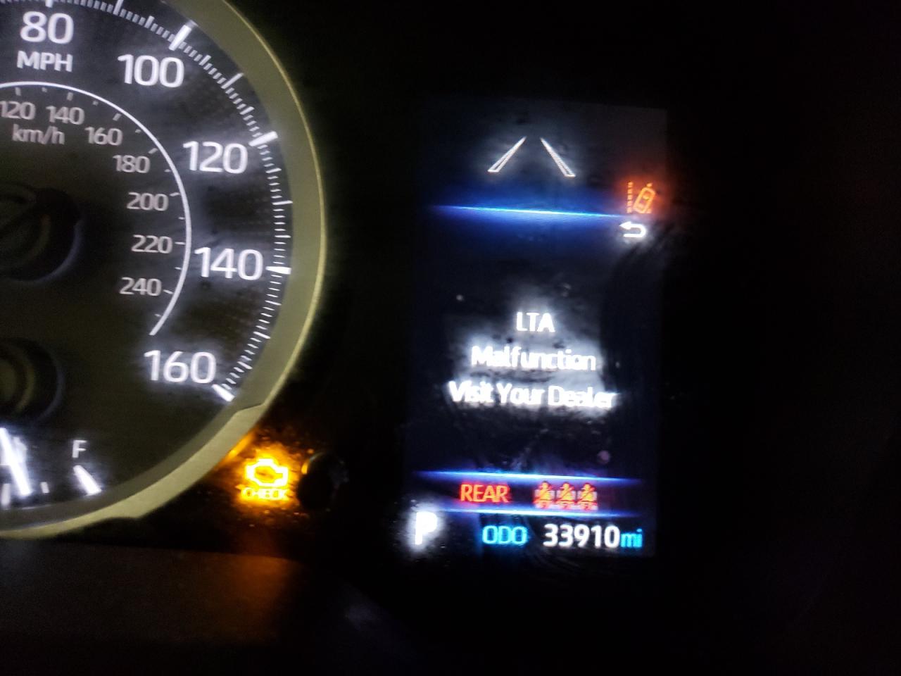 Photo 8 from auction – 2020 TOYOTA COROLLA LE with VIN 5YFEPRAE9LP004882