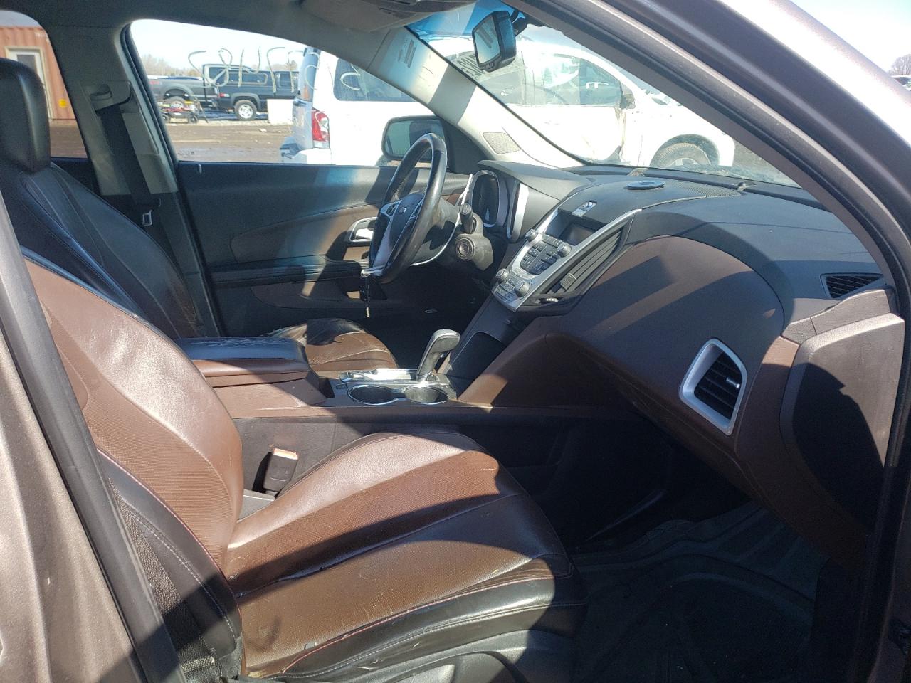 Photo 5 from auction – 2010 CHEVROLET EQUINOX LT with VIN 2CNALFEW9A6233570