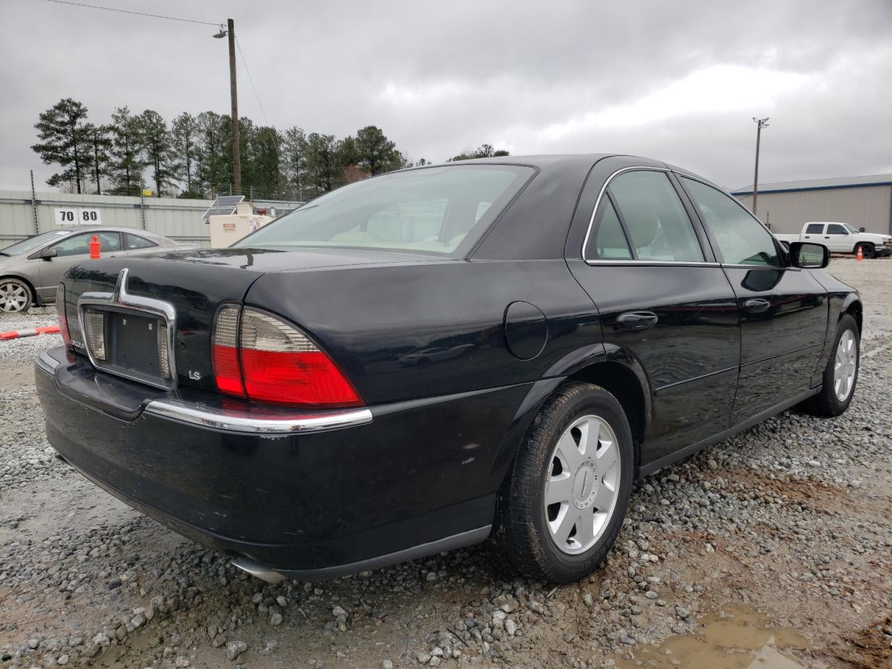 Photo 4 from auction – 2005 LINCOLN LS with VIN 1LNHM86S25Y630444