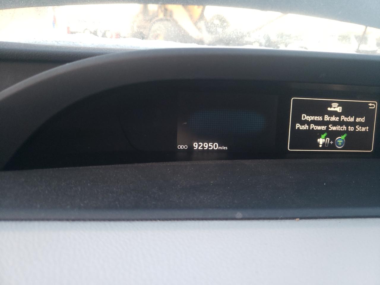 Photo 8 from auction – 2016 TOYOTA PRIUS with VIN JTDKARFU5G3013436