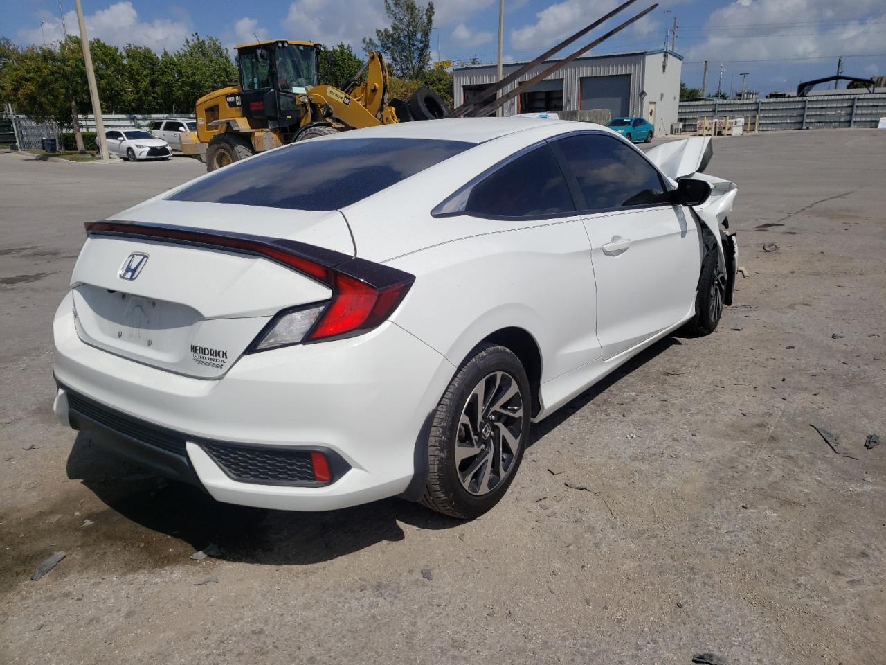 Photo 4 from auction – 2017 HONDA CIVIC LX with VIN 2HGFC4B59HH301229