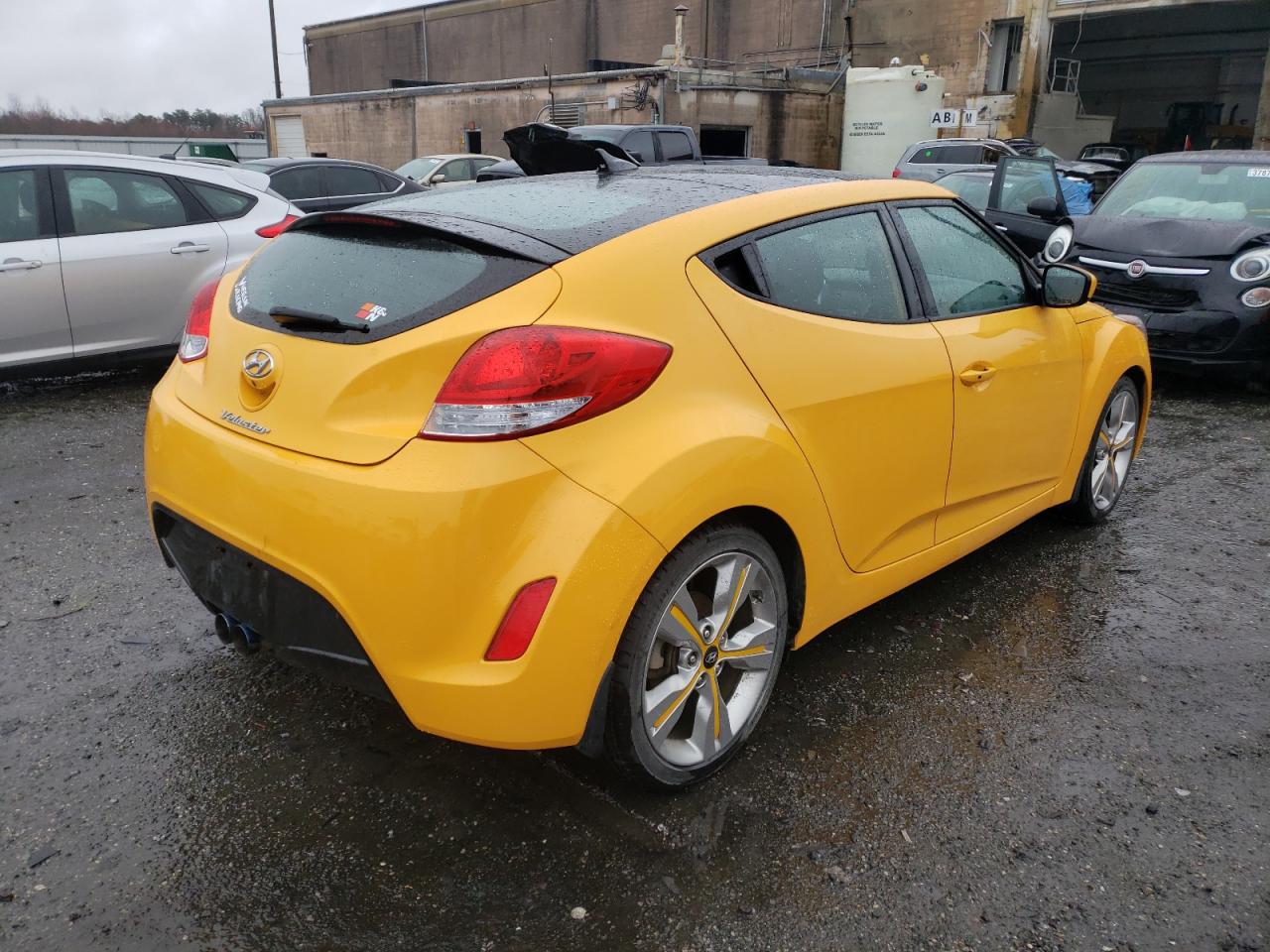 Photo 4 from auction – 2017 HYUNDAI VELOSTER with VIN KMHTC6AD1HU317617