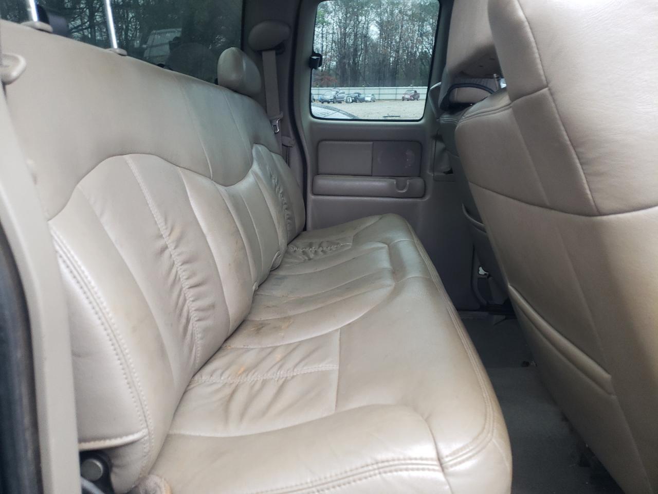Photo 6 from auction – 2002 CHEVROLET SILVERADO with VIN 1GCHK29G22E106447