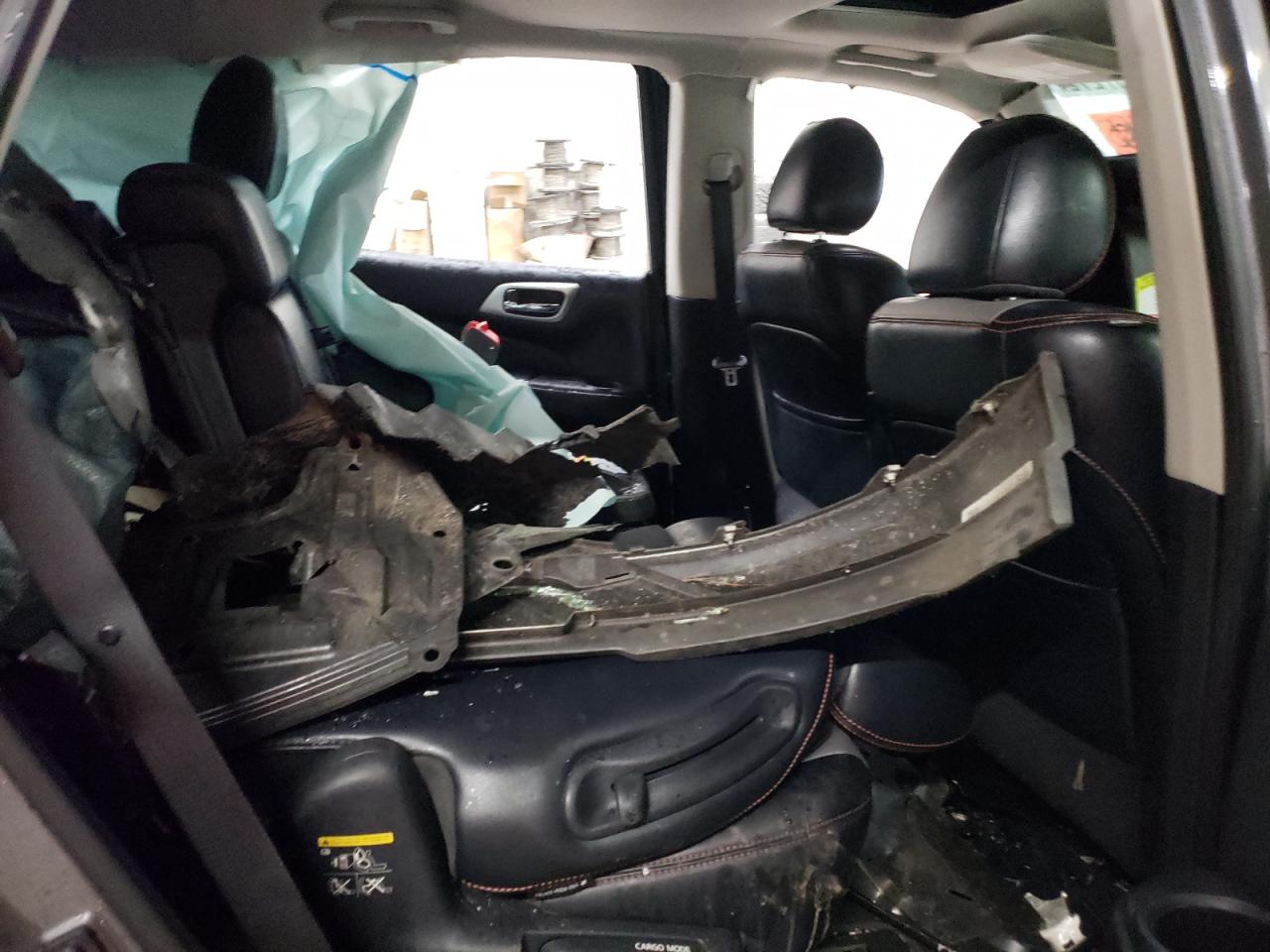 Photo 6 from auction – 2019 NISSAN PATHFINDER with VIN 5N1DR2MN4KC641934
