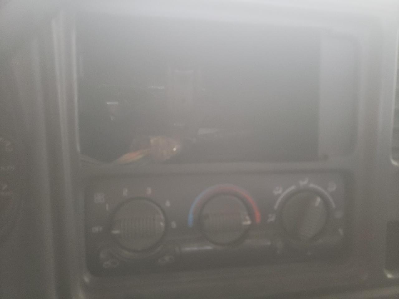 Photo 9 from auction – 2001 CHEVROLET SILVERADO with VIN 1GCEK19T81E282511