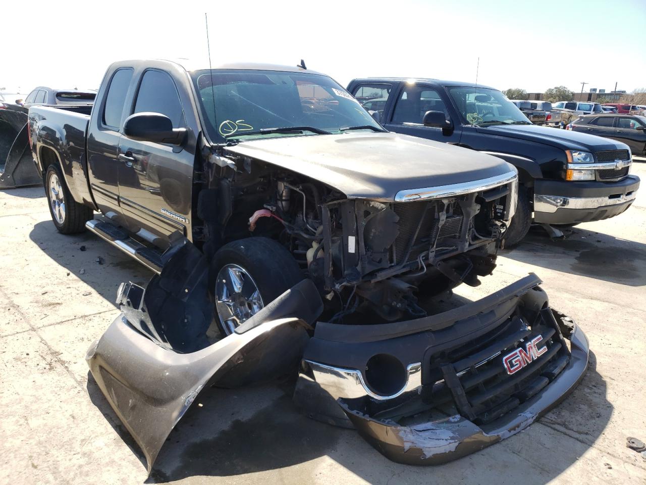 GMC NEW SIERRA 2007 with VIN 2GTEC19J771577704 - Photo from auction