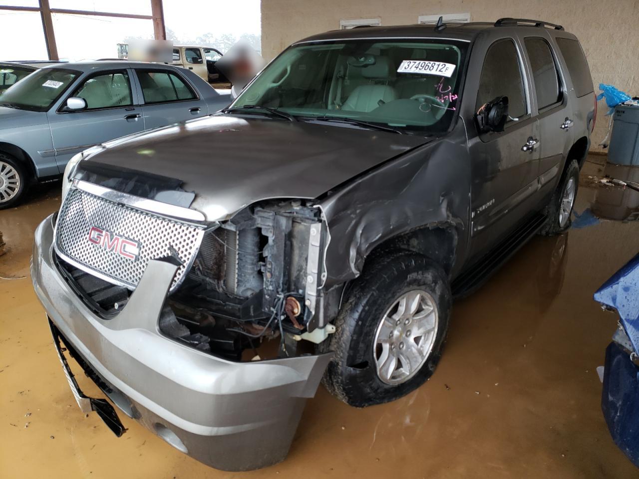 Photo 2 from auction – 2007 GMC YUKON with VIN 1GKFK130X7J305925