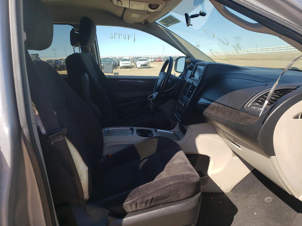 Photo 5 from auction – 2014 DODGE GRAND CARA with VIN 2C4RDGCG8ER388203