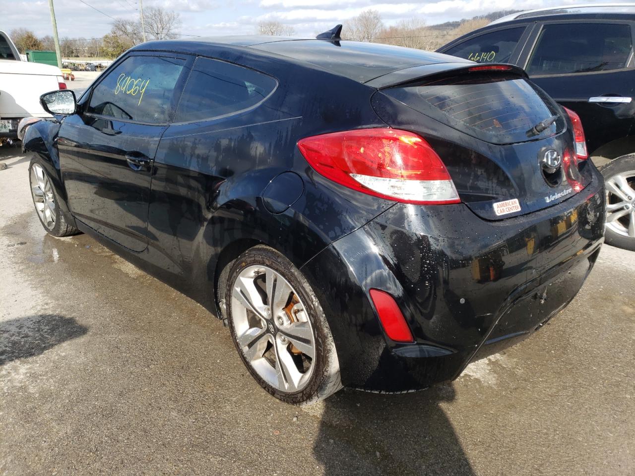 Photo 3 from auction – 2016 HYUNDAI VELOSTER with VIN KMHTC6AD6GU266744