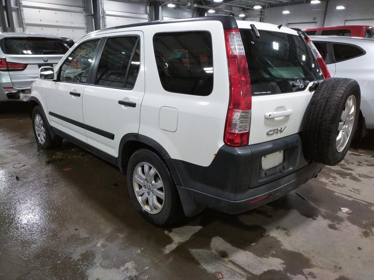 Photo 3 from auction – 2005 HONDA CR-V EX with VIN JHLRD78845C025281