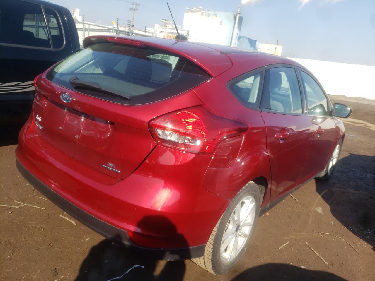 Photo 4 from auction – 2015 FORD FOCUS SE with VIN 1FADP3K23FL322691