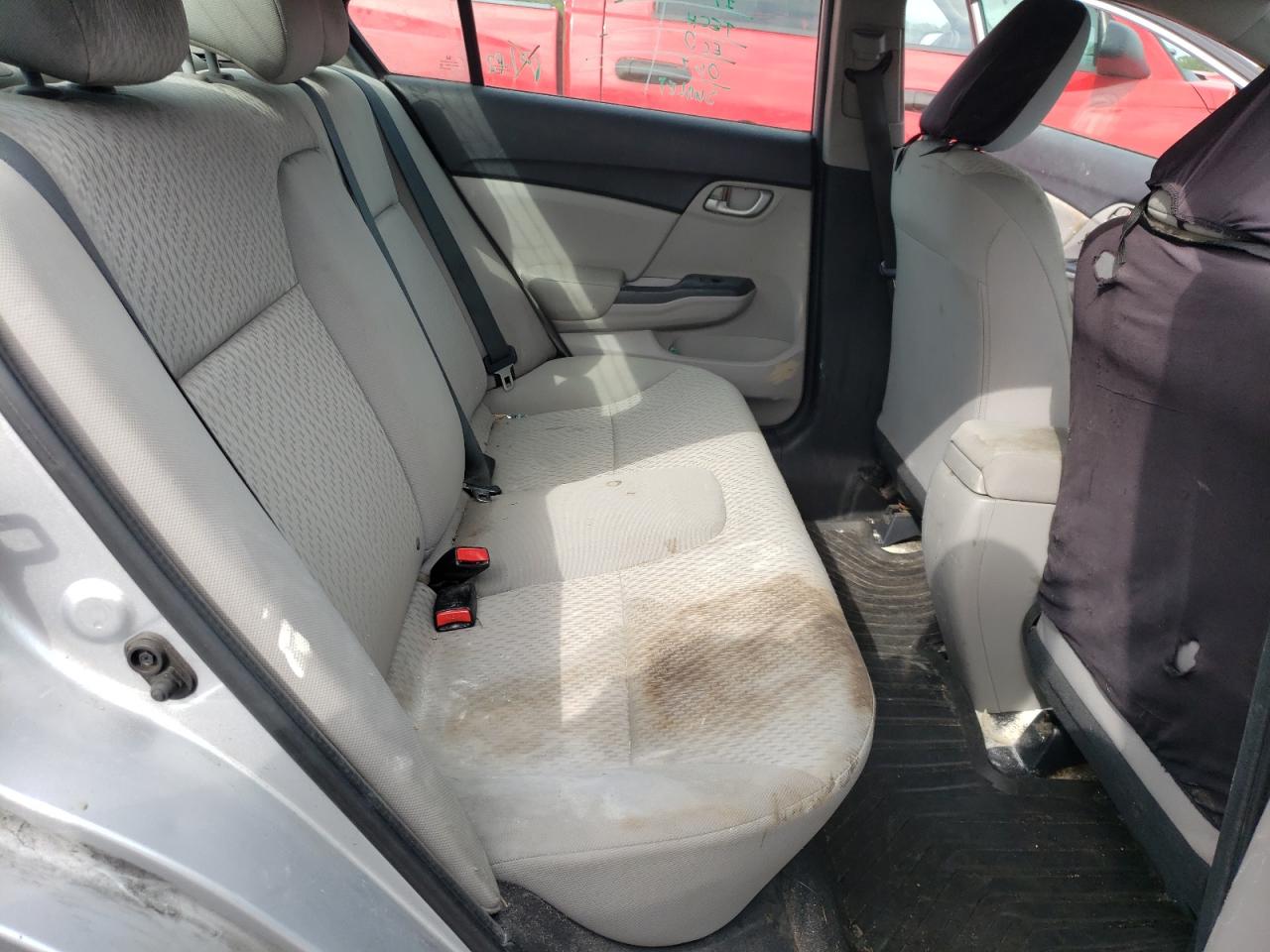 Photo 6 from auction – 2015 HONDA CIVIC LX with VIN 19XFB2F57FE000144