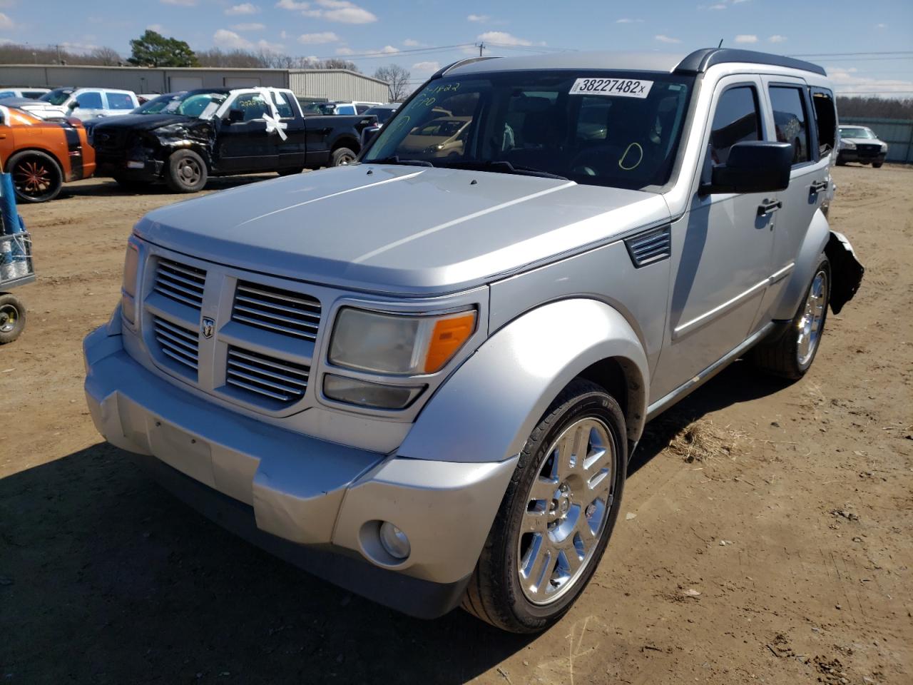 Photo 2 from auction – 2011 DODGE NITRO HEAT with VIN 1D4PT4GK7BW597395