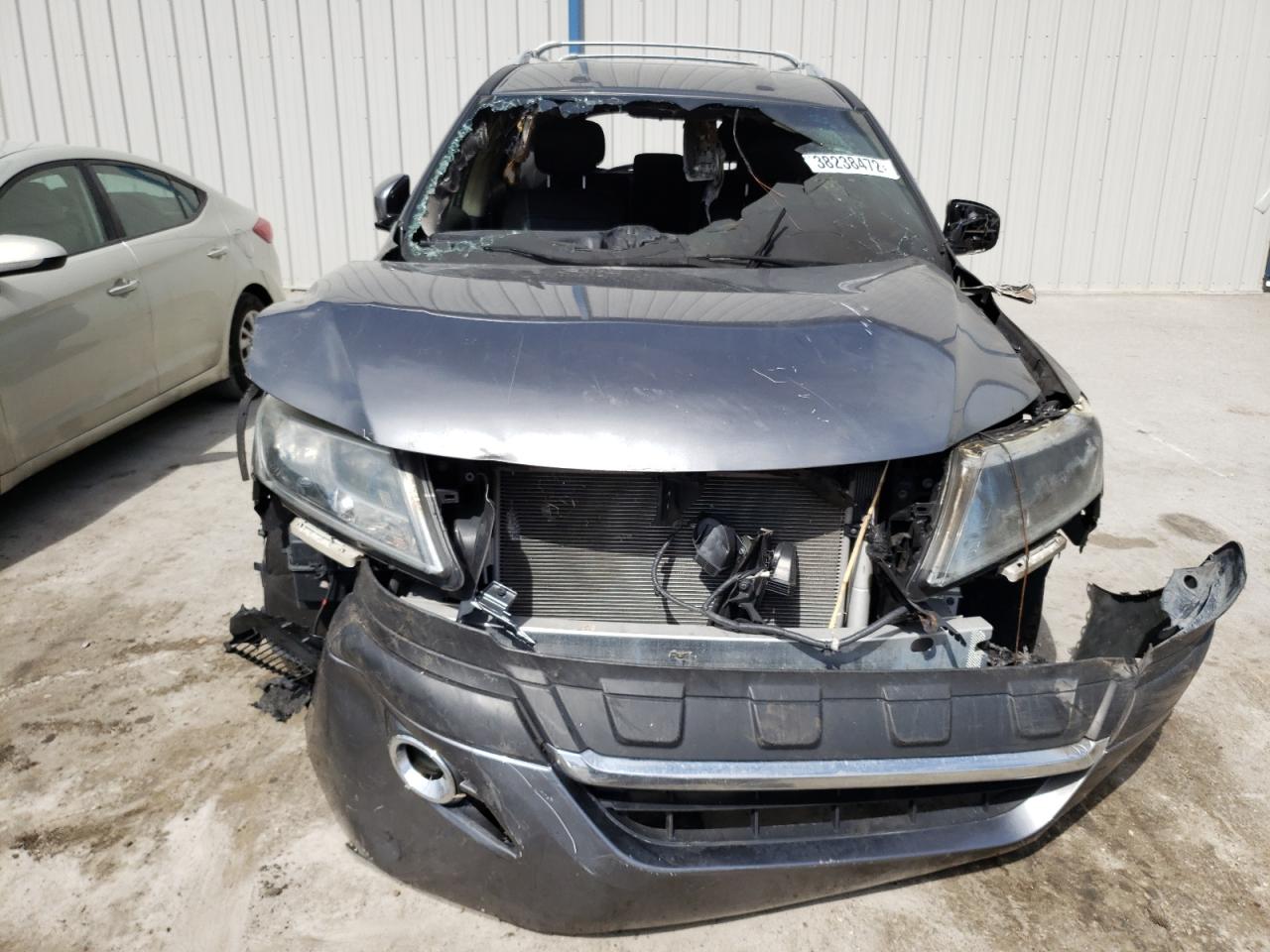 Photo 9 from auction – 2016 NISSAN PATHFINDER with VIN 5N1AR2MM4GC665944