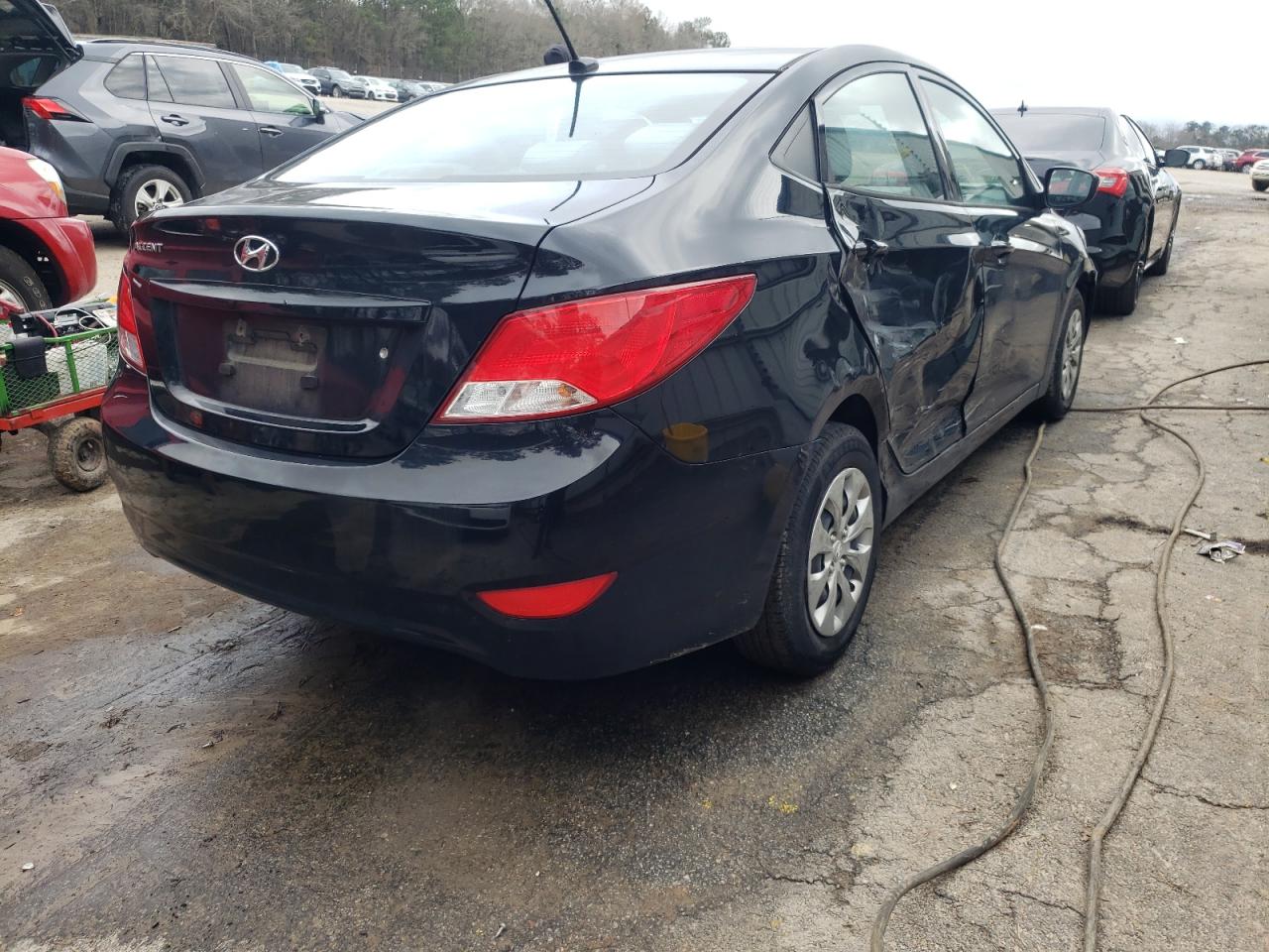 Photo 4 from auction – 2017 HYUNDAI ACCENT SE with VIN KMHCT4AEXHU264722