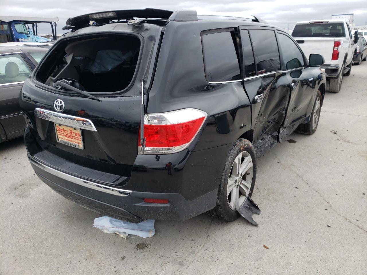 Photo 4 from auction – 2013 TOYOTA HIGHLANDER with VIN 5TDYK3EH2DS135335