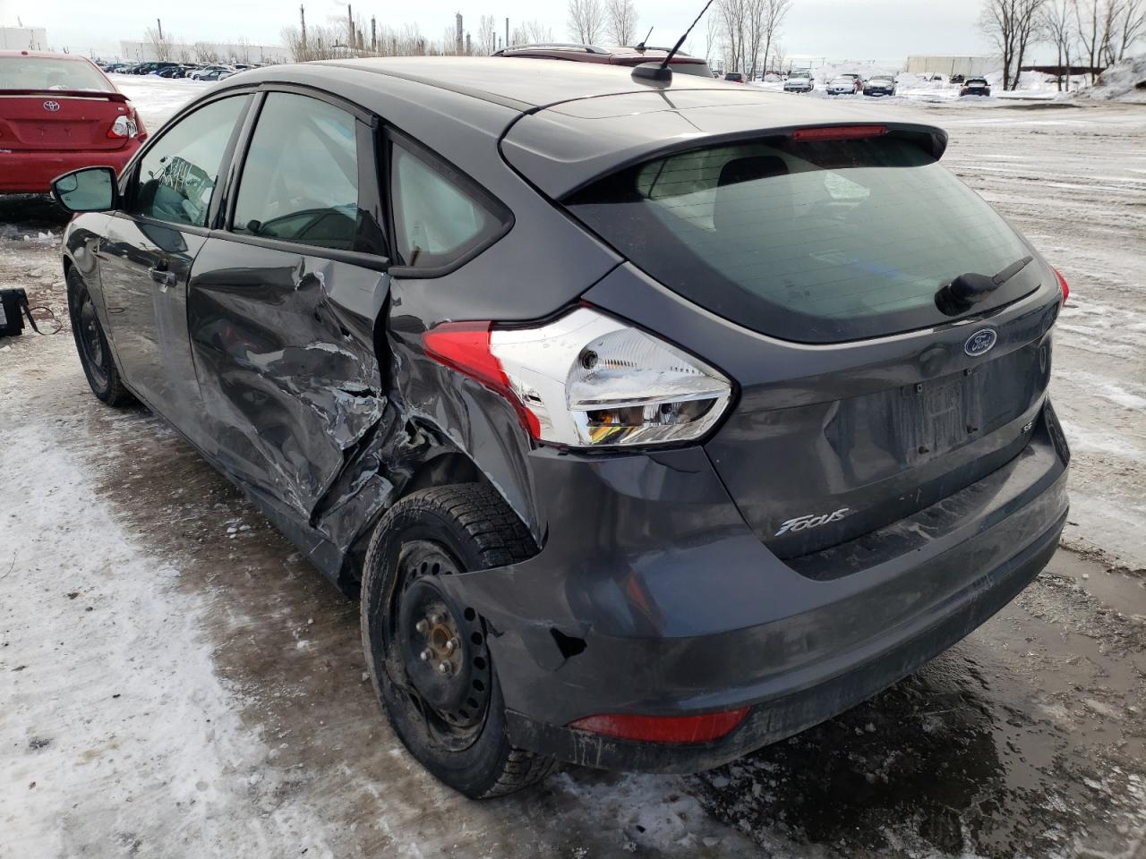 Photo 3 from auction – 2018 FORD FOCUS SE with VIN 1FADP3K29JL263168