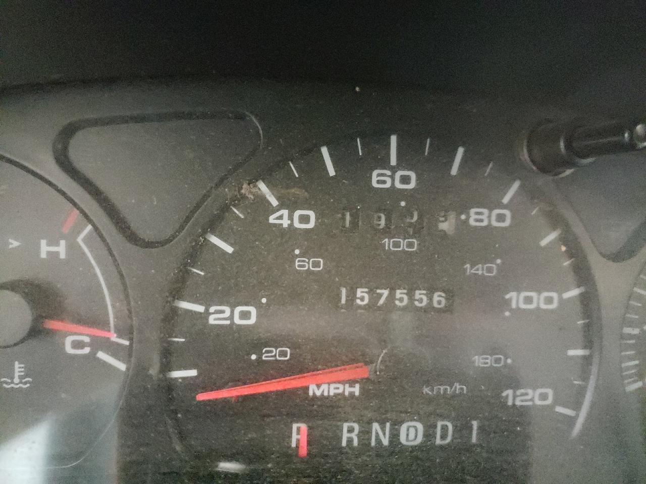 Photo 8 from auction – 2001 FORD TAURUS SE with VIN 1FAFP53U61A155395