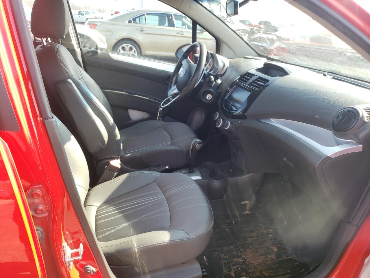 Photo 5 from auction – 2014 CHEVROLET SPARK 1LT with VIN KL8CD6S93EC462339