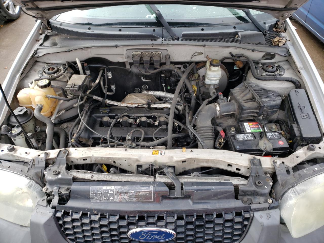 Photo 7 from auction – 2005 FORD ESCAPE XLS with VIN 1FMYU02Z75KB75937