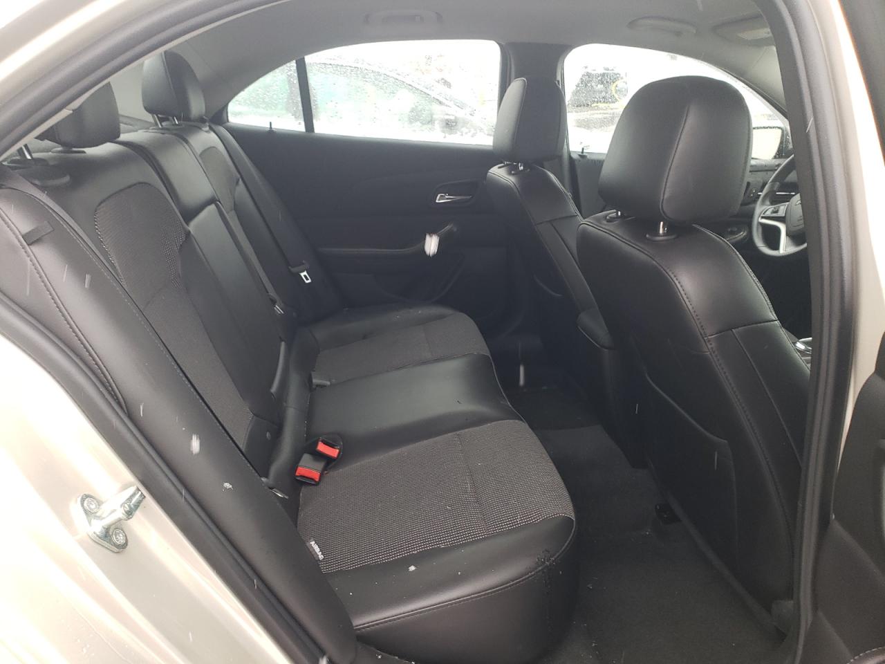 Photo 6 from auction – 2015 CHEVROLET MALIBU 1LT with VIN 1G11C5SL1FF165084