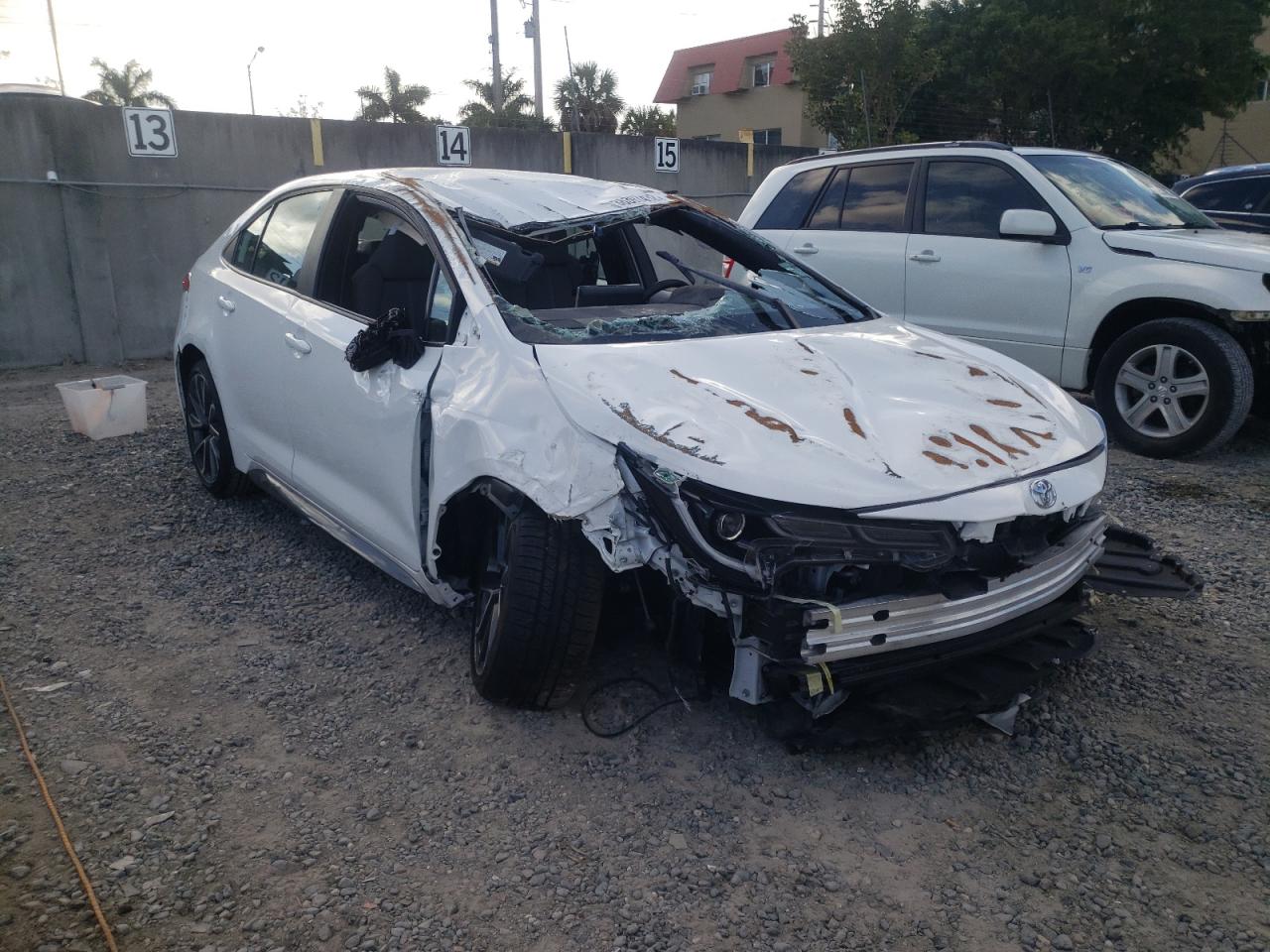 TOYOTA COROLLA SE 2021 with VIN 5YFS4MCE6MP096045 - Photo from auction