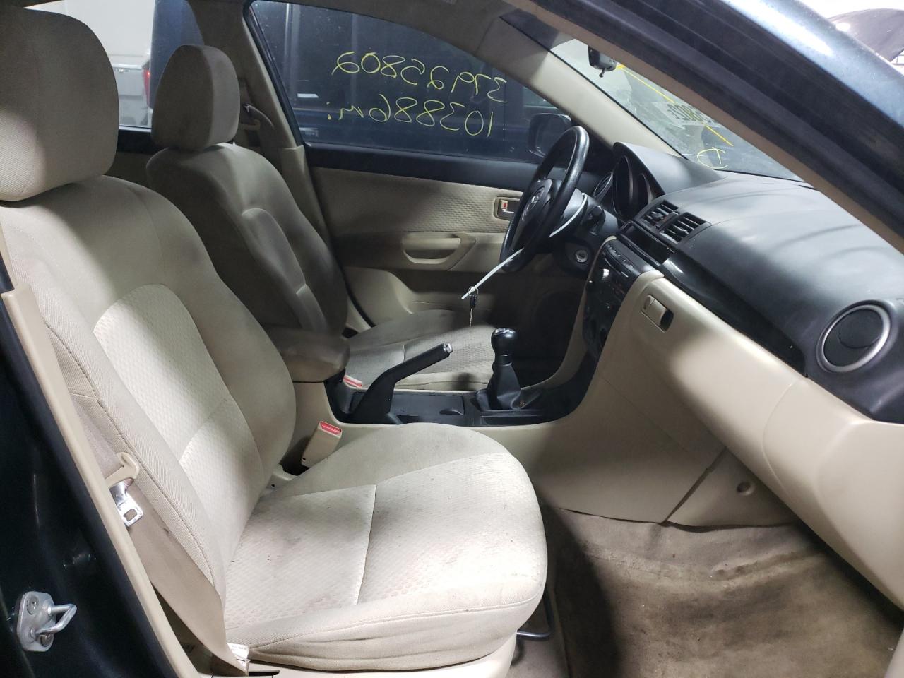 Photo 5 from auction – 2006 MAZDA 3 I with VIN JM1BK12F561433195