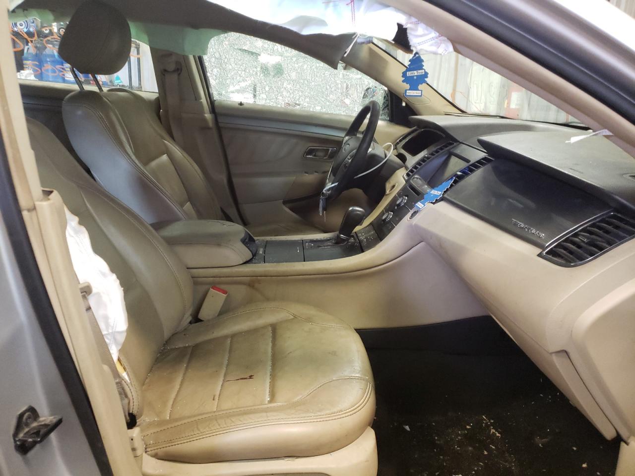 Photo 5 from auction – 2013 FORD TAURUS SEL with VIN 1FAHP2E84DG199338