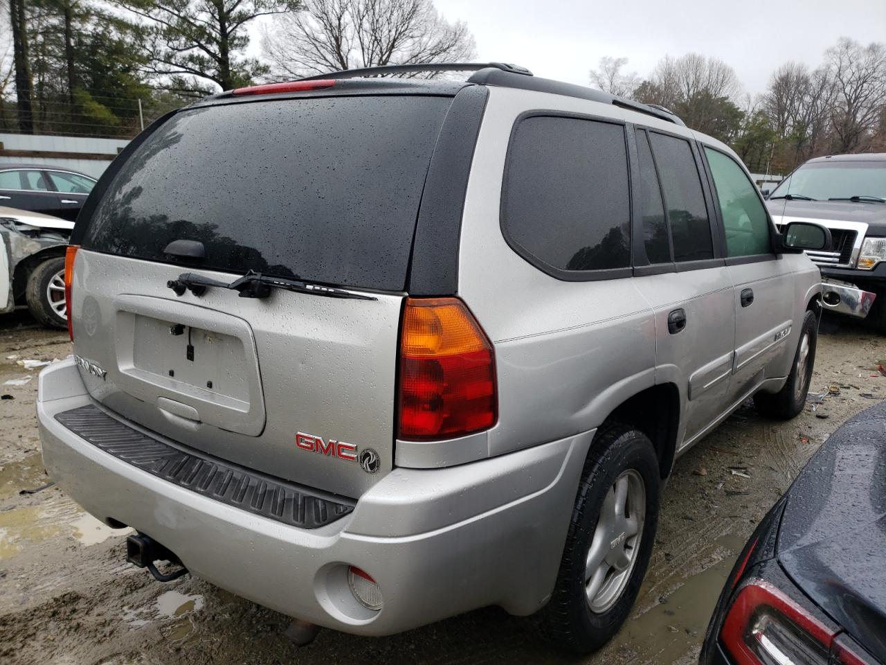 Photo 4 from auction – 2005 GMC ENVOY with VIN 1GKDT13S552382781