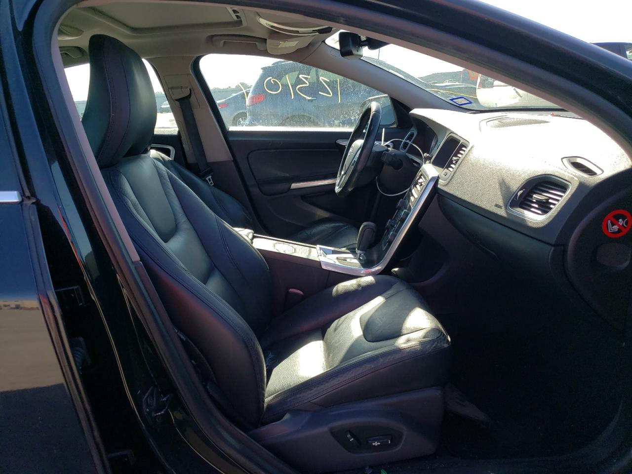 Photo 5 from auction – 2012 VOLVO S60 T5 with VIN YV1622FS8C2084614