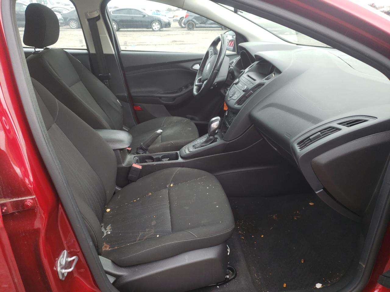 Photo 5 from auction – 2015 FORD FOCUS SE with VIN 1FADP3F26FL279538