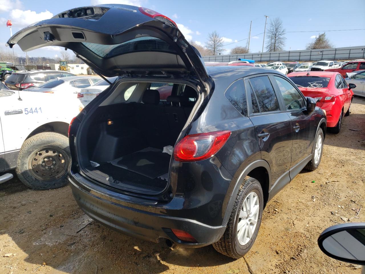 Photo 4 from auction – 2013 MAZDA CX-5 TOURI with VIN JM3KE2CE4D0130471