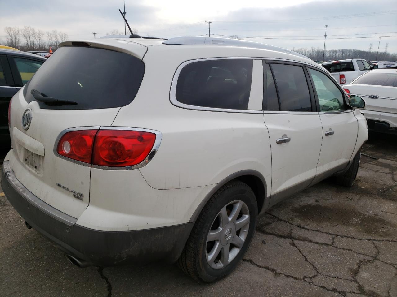 Photo 4 from auction – 2008 BUICK ENCLAVE CX with VIN 5GAEV23738J238850