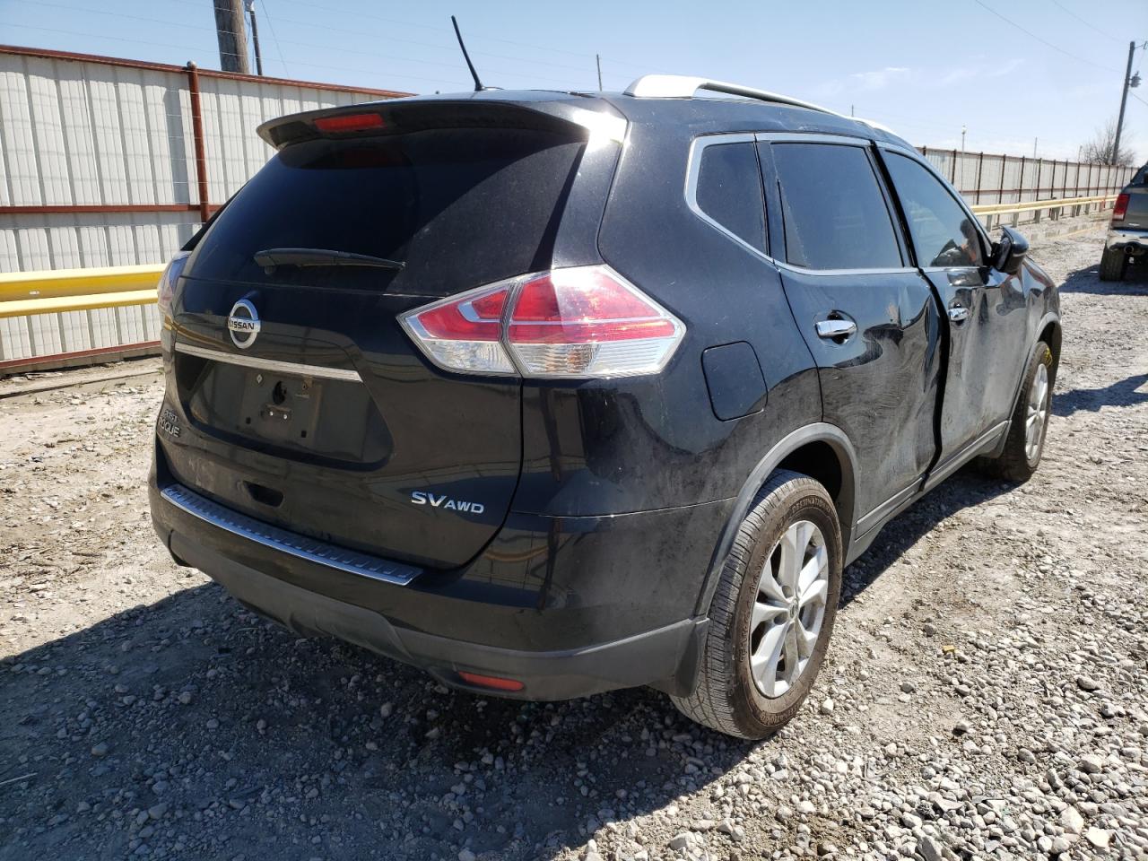 Photo 4 from auction – 2016 NISSAN ROGUE S with VIN KNMAT2MV9GP666031