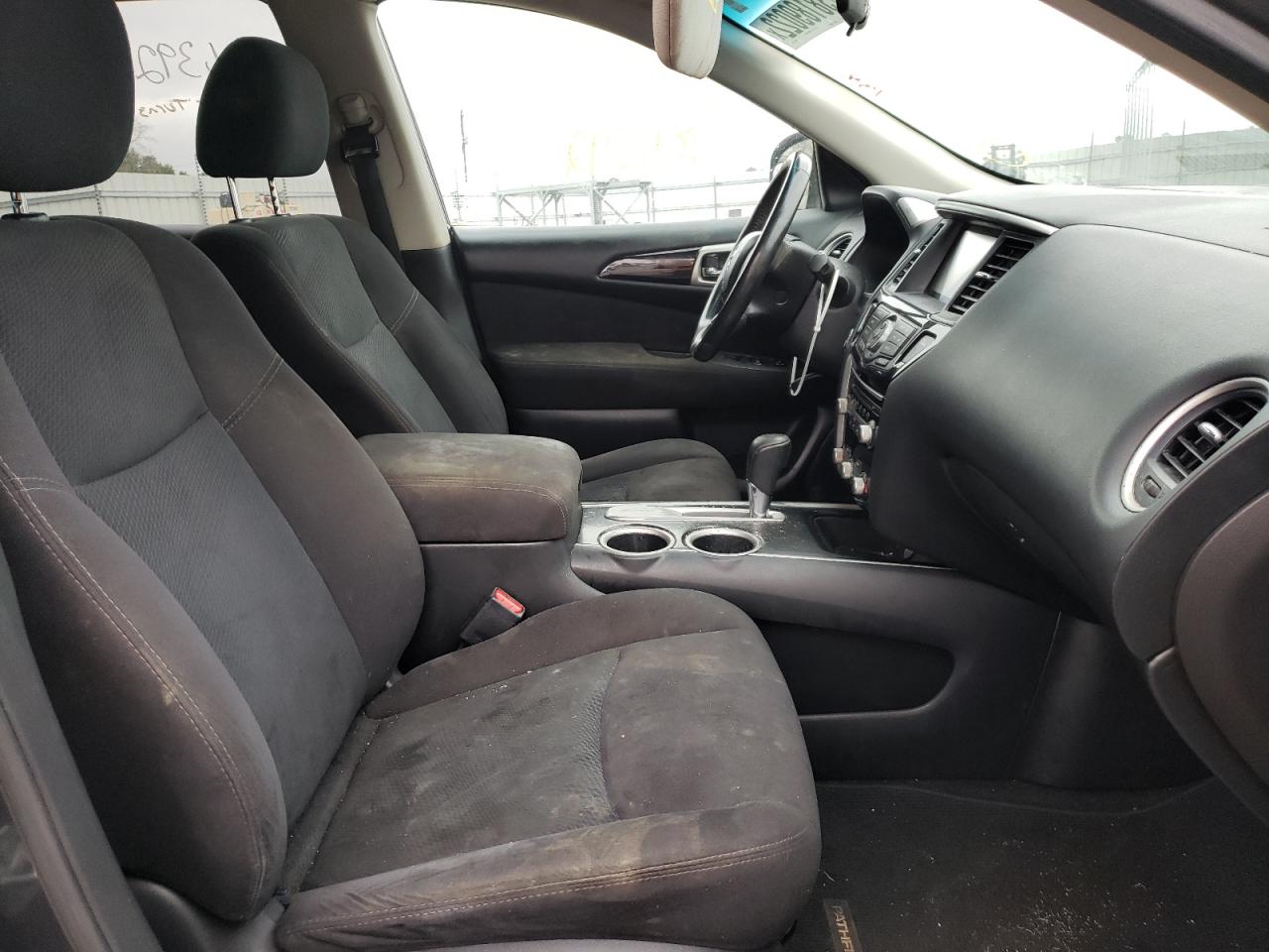 Photo 5 from auction – 2014 NISSAN PATHFINDER with VIN 5N1AR2MN8EC633293